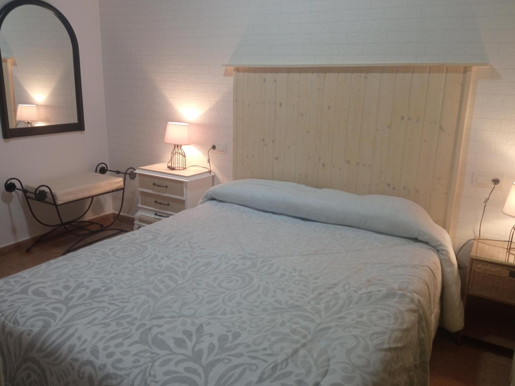 Apartamentos Virgen De Villaverde Ardales Eksteriør bilde