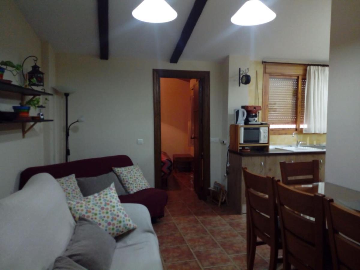 Apartamentos Virgen De Villaverde Ardales Eksteriør bilde